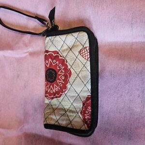 5/$25 🥳Thirty-One Red and Black Quilted Clutch